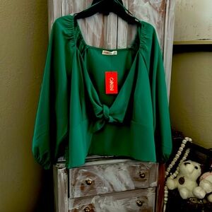 Xl green blouse with back smoking